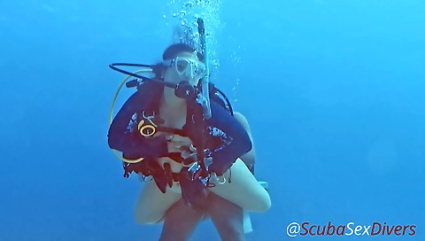 Scuba diving couple making amateur interracial porn film