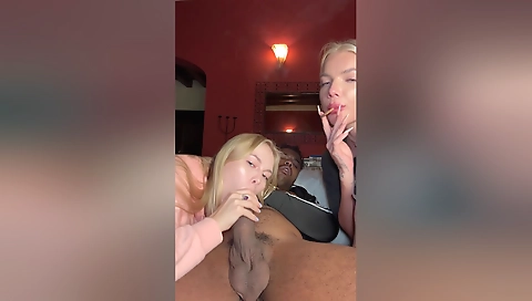 Blonde blonde getting a creampie in mouth and throat